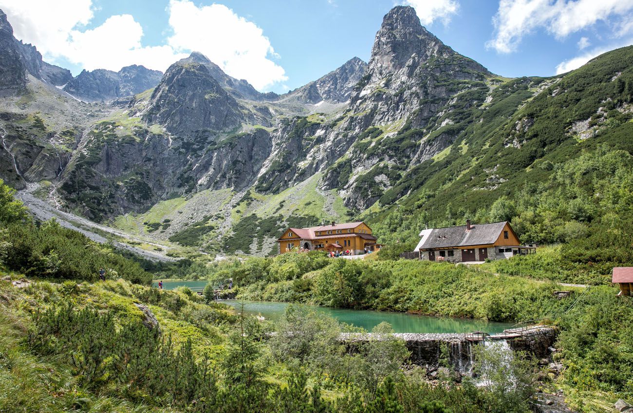 Lago y refugio Zelenom, Tatras en Eslovaquia